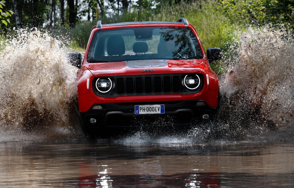 Imagem ilustrativa da notícia: Jeep mostrará seus primeiros híbridos na Itália