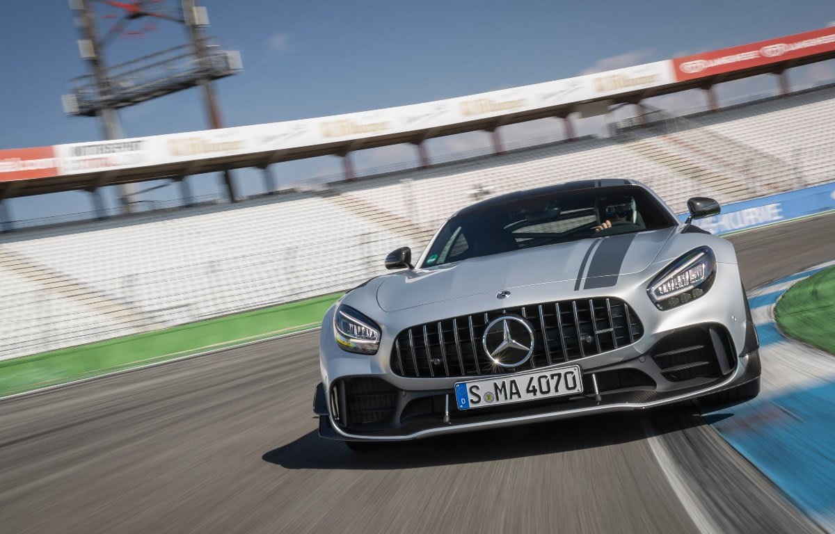 Imagem ilustrativa da notícia: Mercedes-Benz importa superesportivo de R$ 1,7 milhão