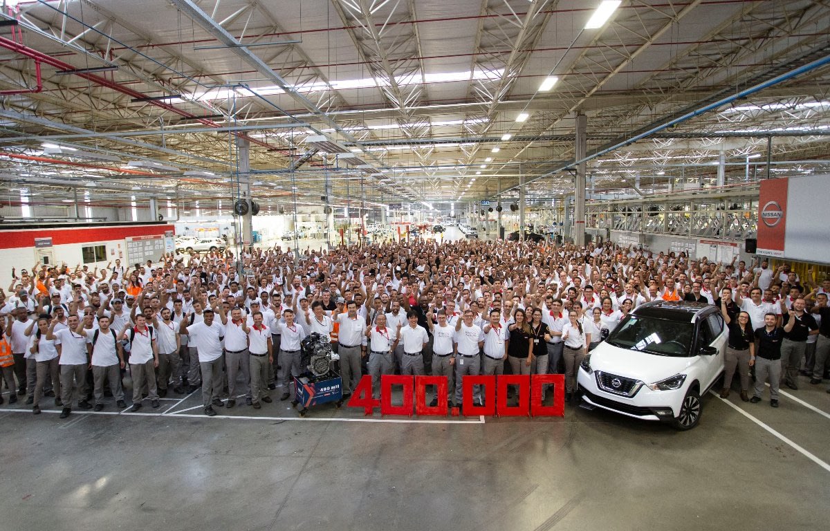 Imagem ilustrativa da notícia: Nissan celebra 400 mil veículos e motores em Resende