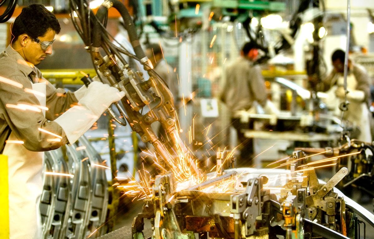 Imagem ilustrativa da notícia: Receita da indústria de máquinas cresce 1,2% no ano