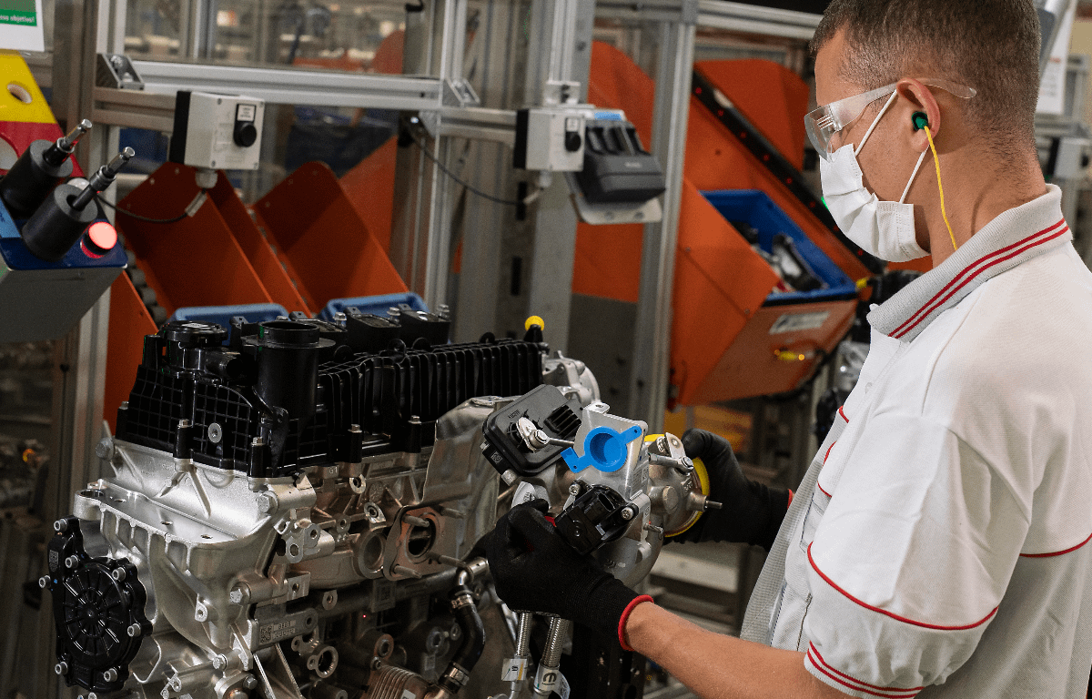 Imagem ilustrativa da notícia: Stellantis inicia produção de motores turbo em Betim