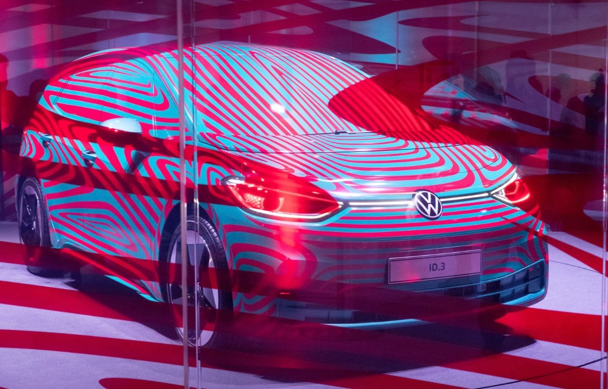 Imagem ilustrativa da notícia: Volkswagen abre pré-venda do elétrico ID.3