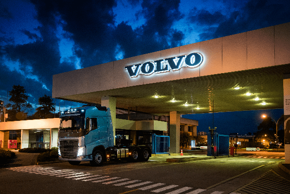 Imagem ilustrativa da notícia: Volvo contrata e investe em Curitiba