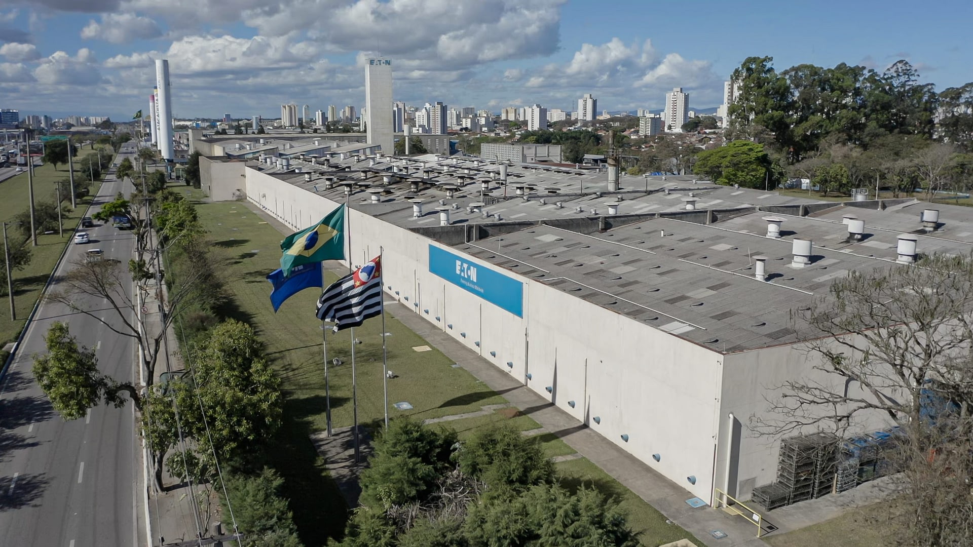 Imagem ilustrativa da notícia: Todas as fábricas da Eaton no Brasil alcançam marco de aterro zero