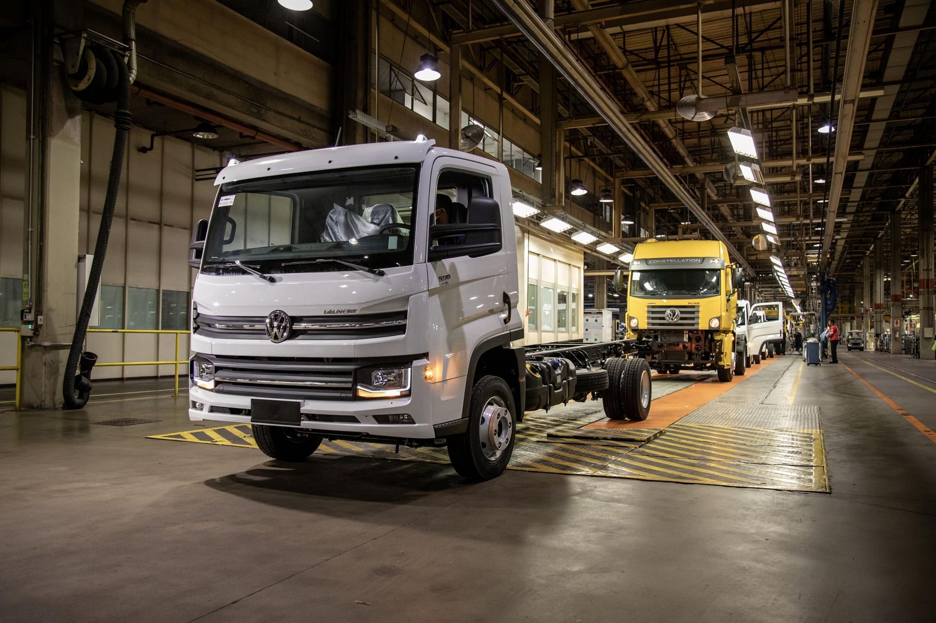Imagem ilustrativa da notícia: Volkswagen considera montar caminhões em Córdoba