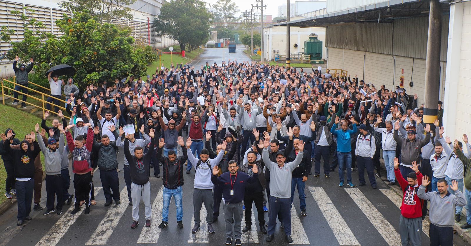 Imagem ilustrativa da notícia: Trabalhadores da Toyota São Bernardo aprovam propostas para o fechamento da fábrica