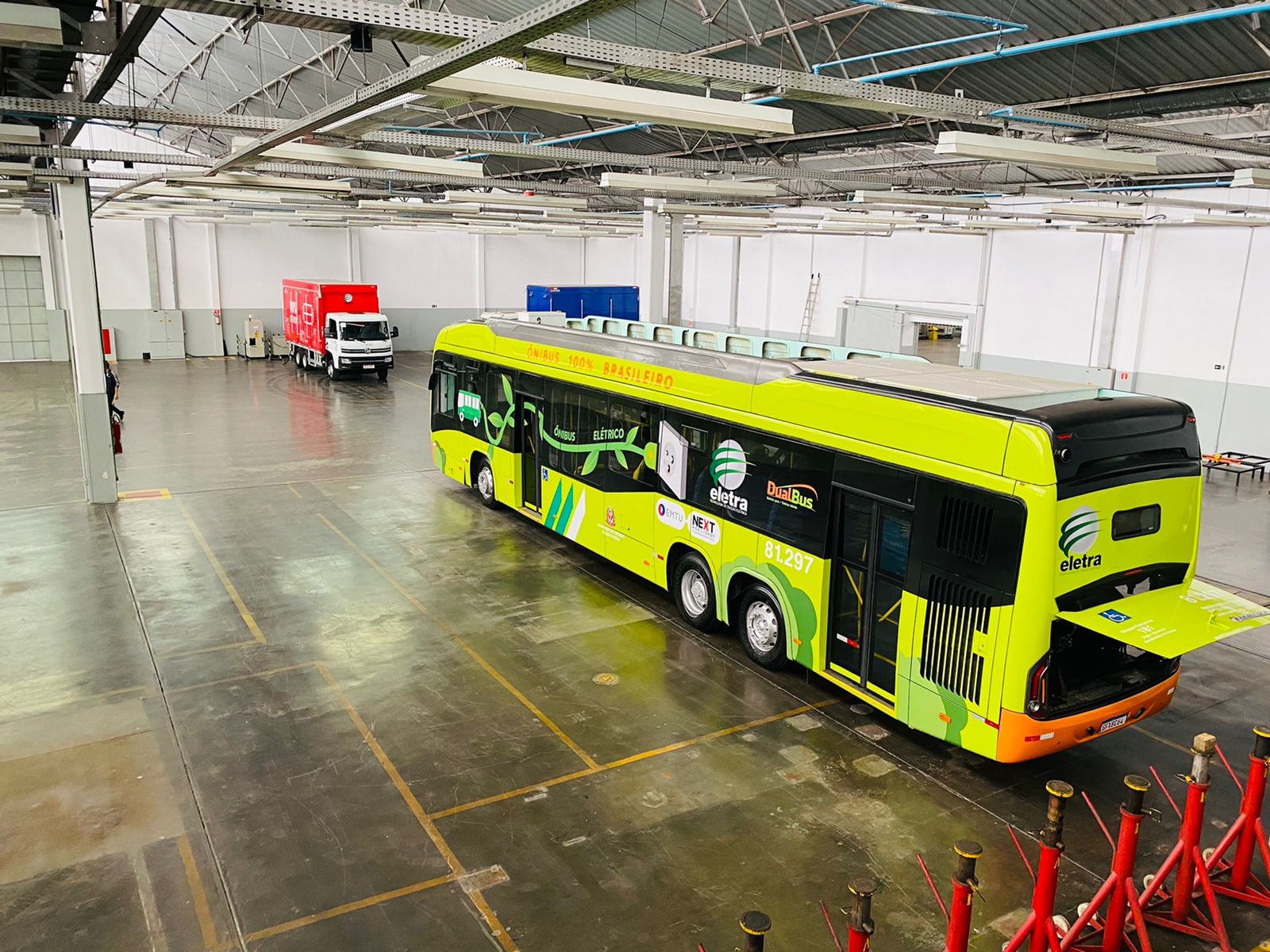 Imagem ilustrativa da notícia: Eletra investe R$ 10 milhões para ampliar produção de ônibus elétricos no ABC