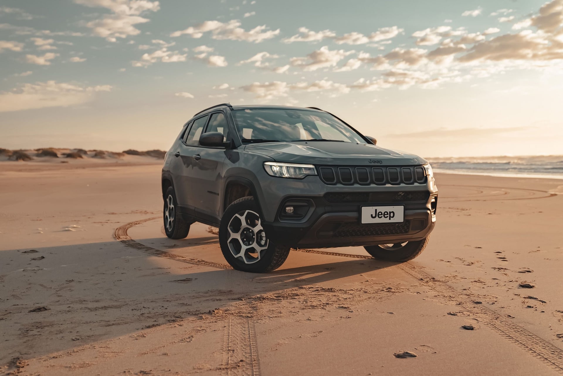 Imagem ilustrativa da notícia: Jeep mais vendido, Compass sobe de patamar com motor 1.3