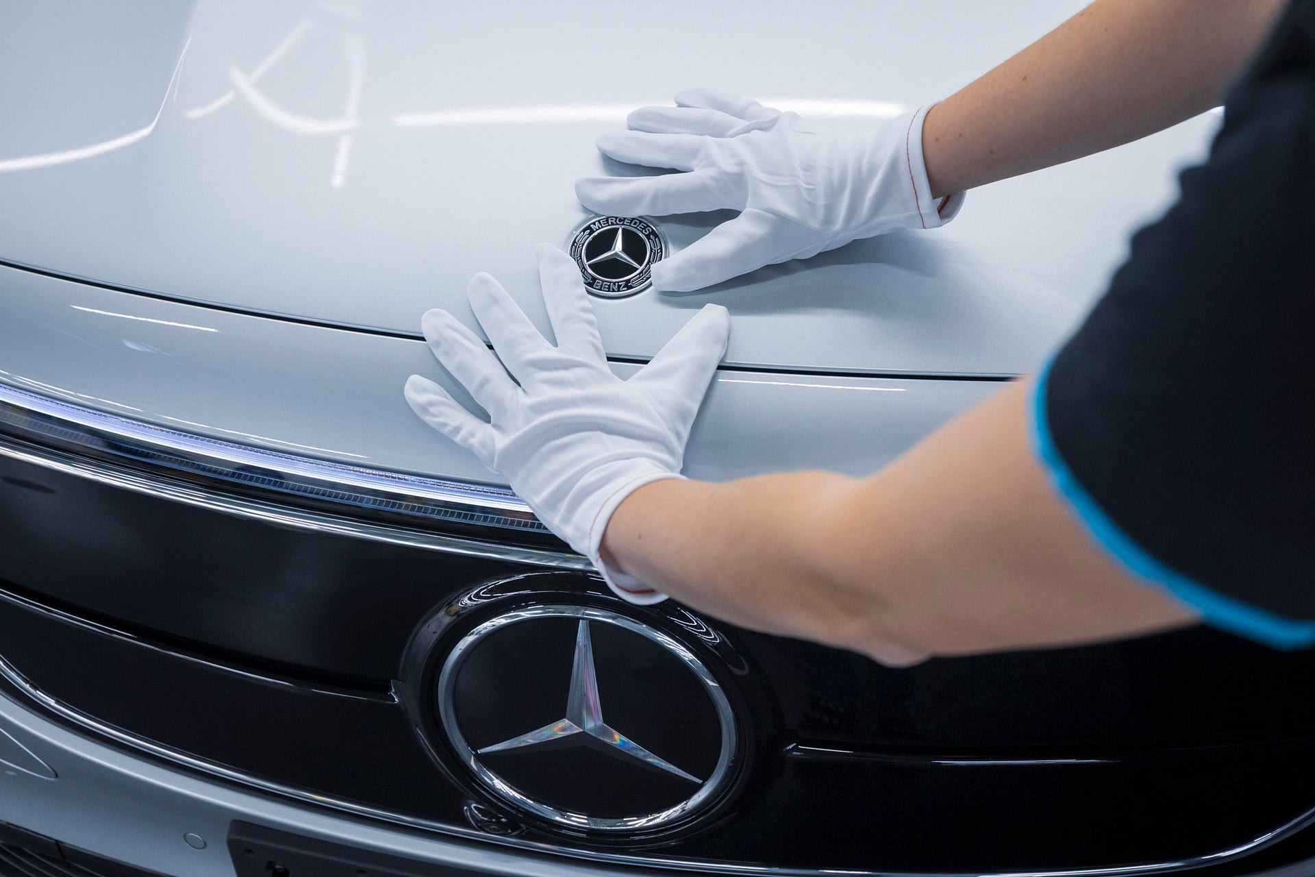 Imagem ilustrativa da notícia: Mercedes-Benz amplia portfólio para eletrificar as vendas em 2023