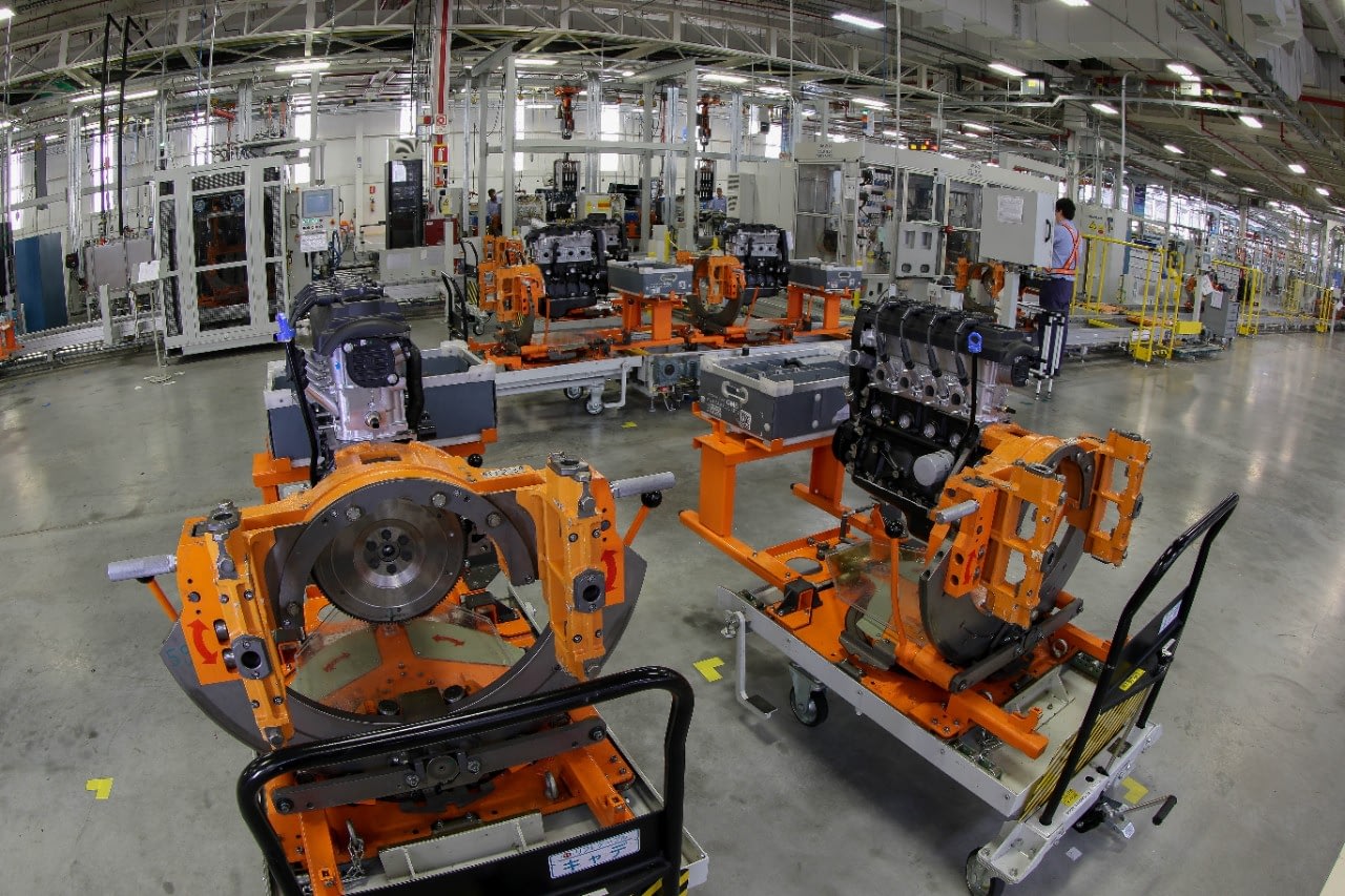 Imagem ilustrativa da notícia: GM abrirá terceiro turno de produção de motores em Joinville