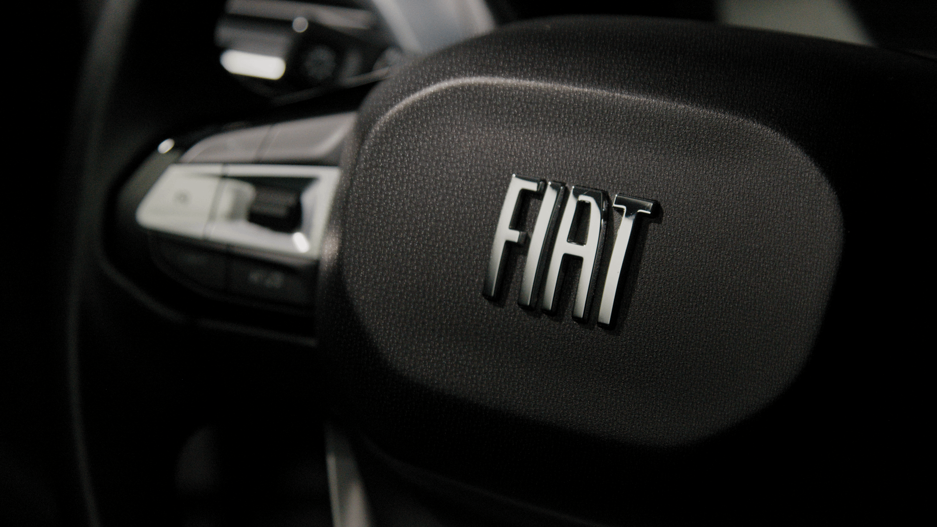 Imagem ilustrativa da notícia: Fiat mostra o interior da picape Titano