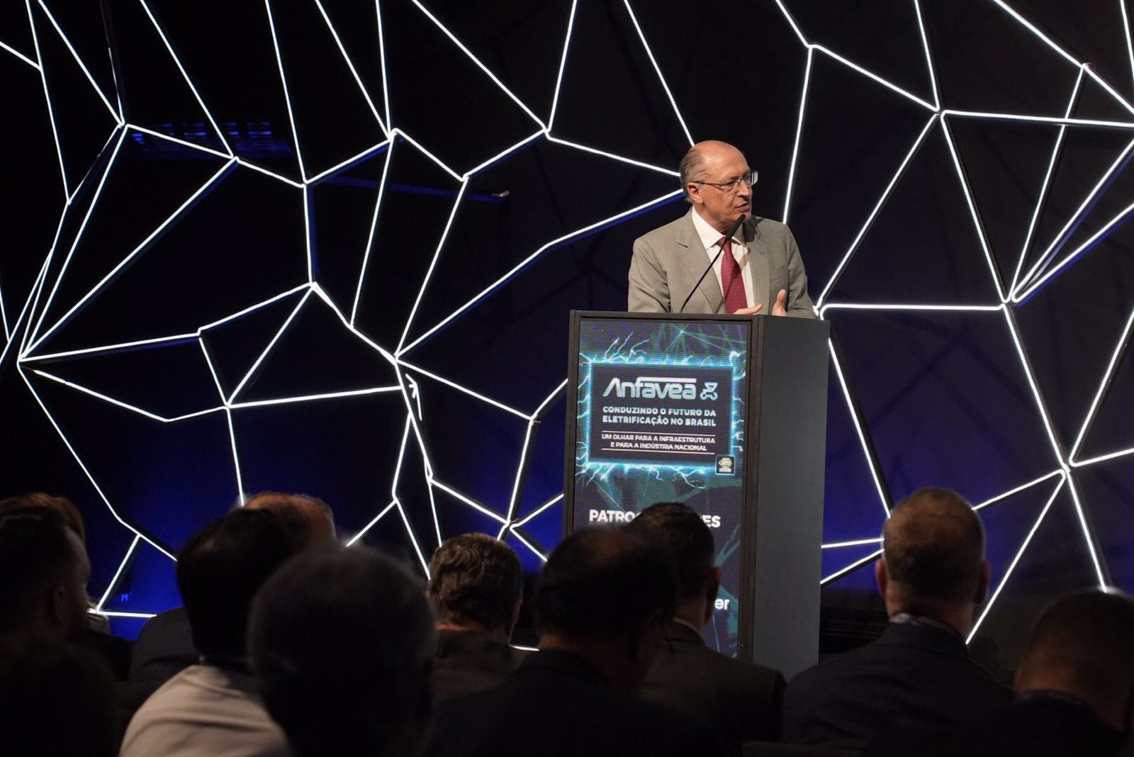 Imagem ilustrativa da notícia: Alckmin descarta extensão de programa de descontos de veículos