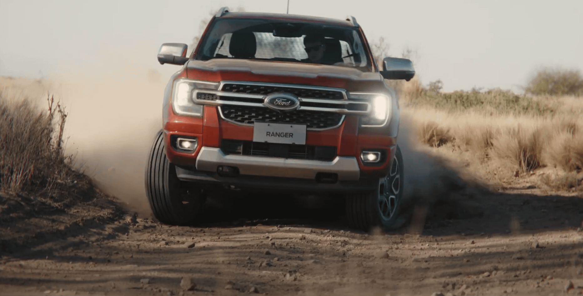 Imagem ilustrativa da notícia: Ford divulga teaser da nova Ranger