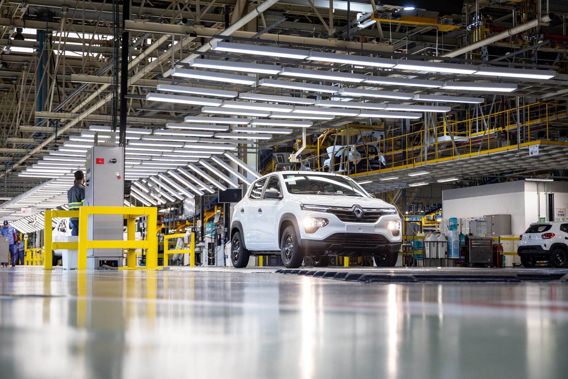 Imagem ilustrativa da notícia: Por dentro da fábrica da Renault só com as mulheres