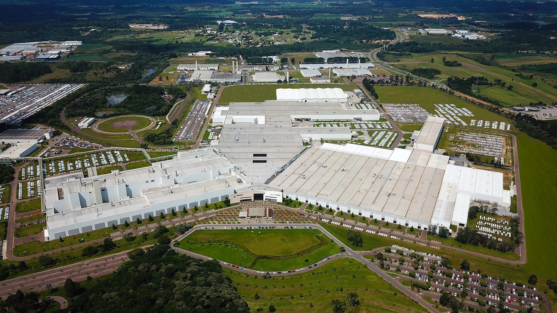 Imagem ilustrativa da notícia: Fábrica da Volkswagen Audi no Paraná completa 25 anos