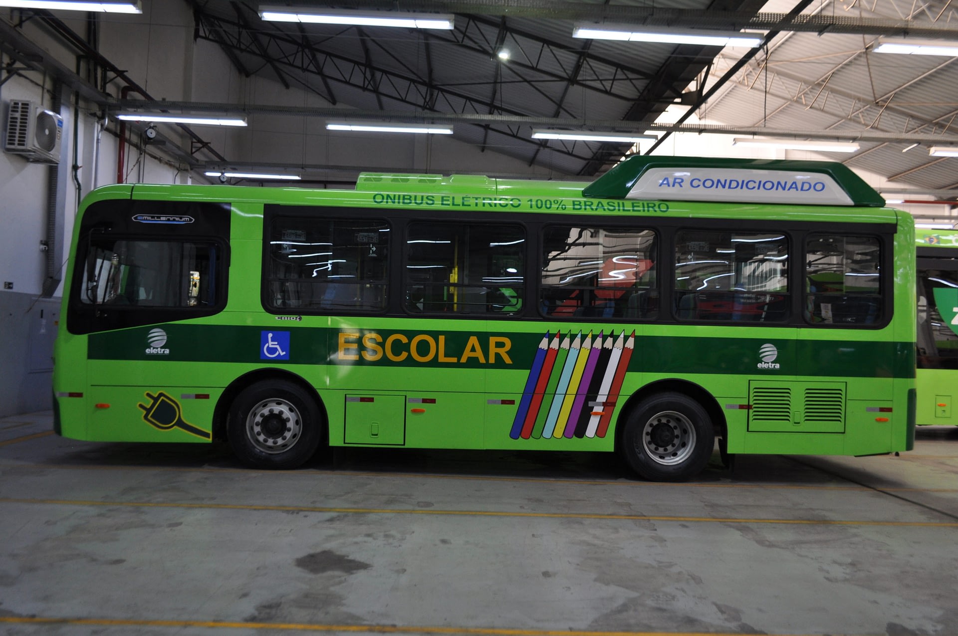 Imagem ilustrativa da notícia: Eletra e Caio lançam ônibus escolares elétricos