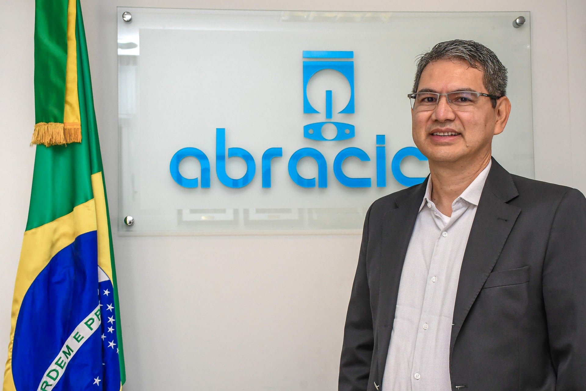 Imagem ilustrativa da notícia: Marcos Bento é reeleito presidente da Abraciclo