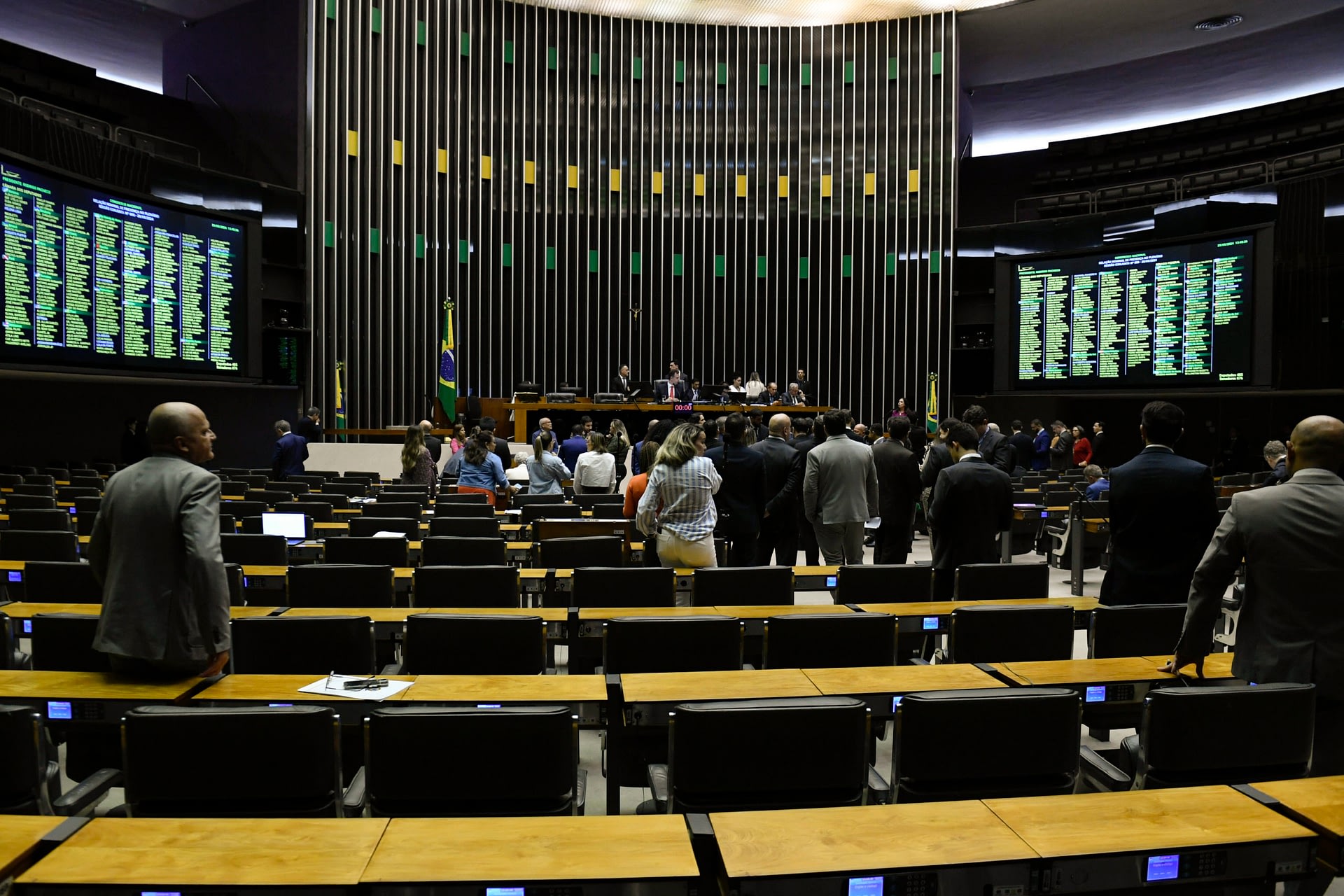 Imagem ilustrativa da notícia: Jabuti trava mais uma vez votação do Mover, agora no Senado
