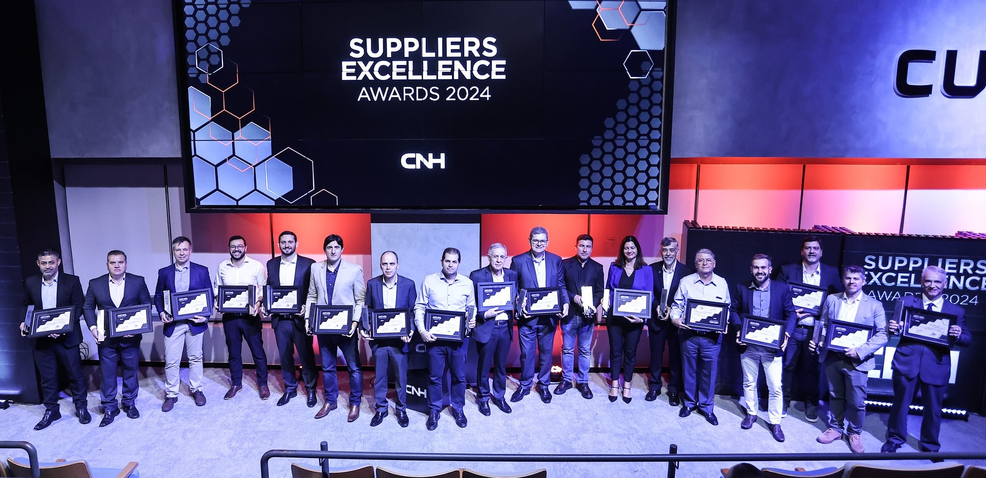 Imagem ilustrativa da notícia: PPG é o fornecedor do ano da CNH na América Latina