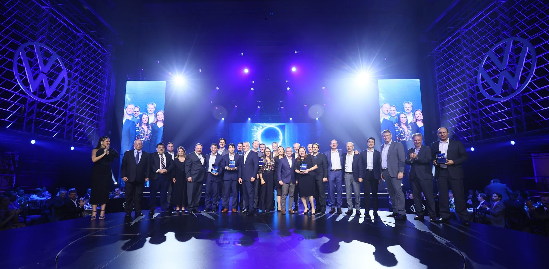 Imagem ilustrativa da notícia: Volkswagen premia fornecedores com expectativa de lançamentos e bons resultados