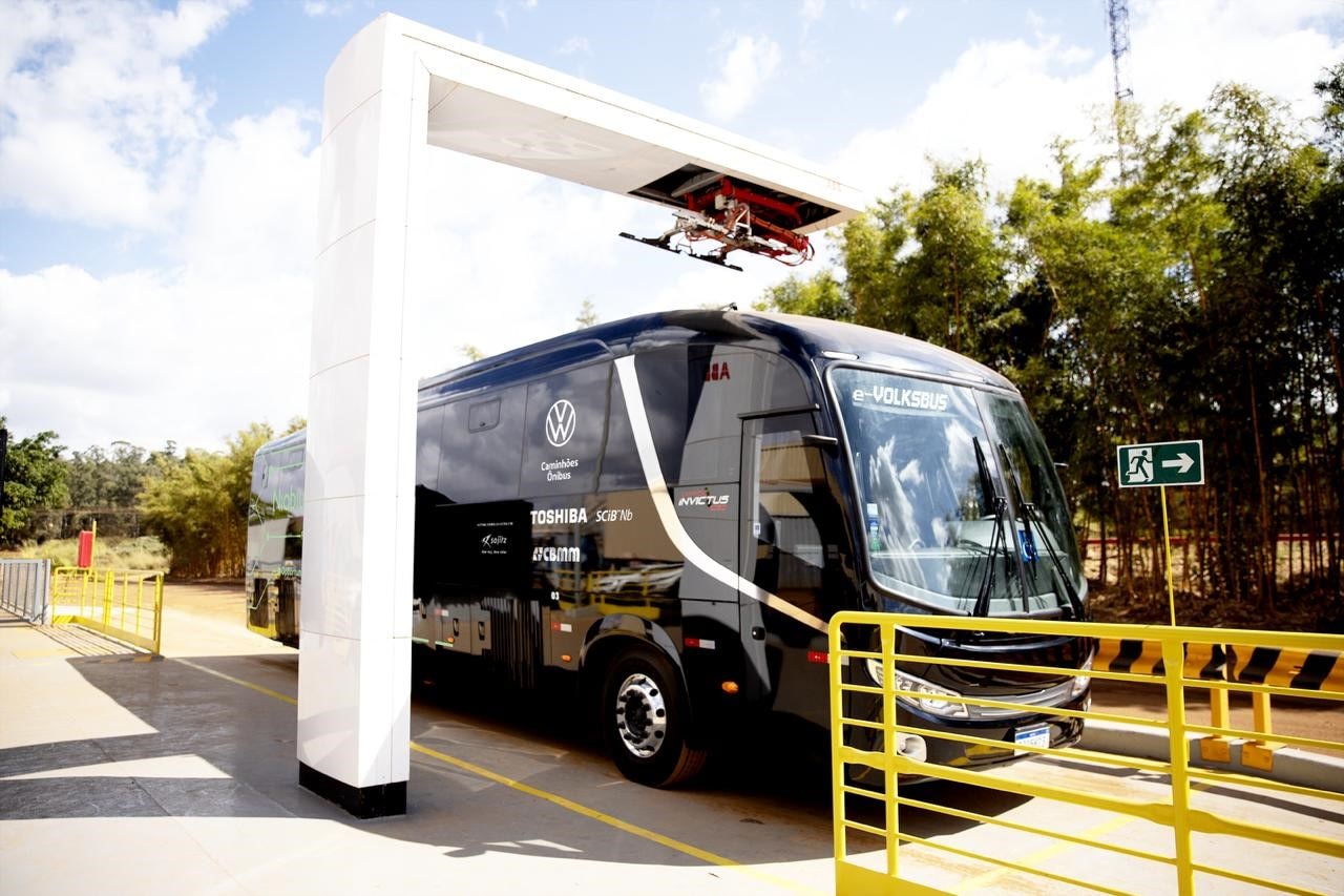 Imagem ilustrativa da notícia: Ônibus a bateria com nióbio em sua composição entra em teste