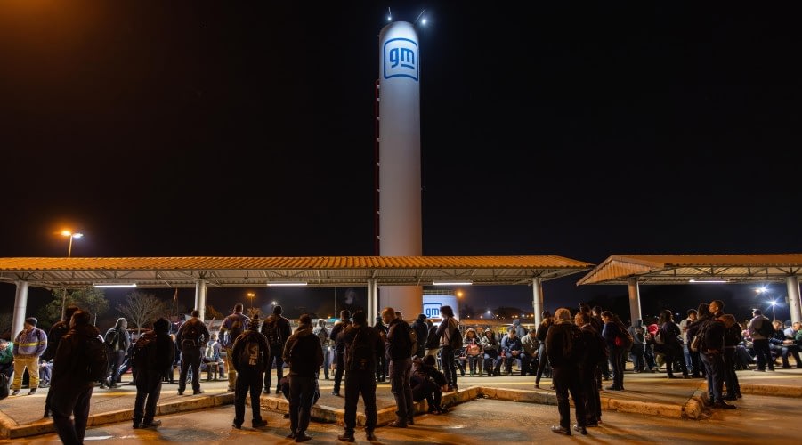 Imagem ilustrativa da notícia: Trabalhadores da GM paralisam mais uma vez a produção em São José