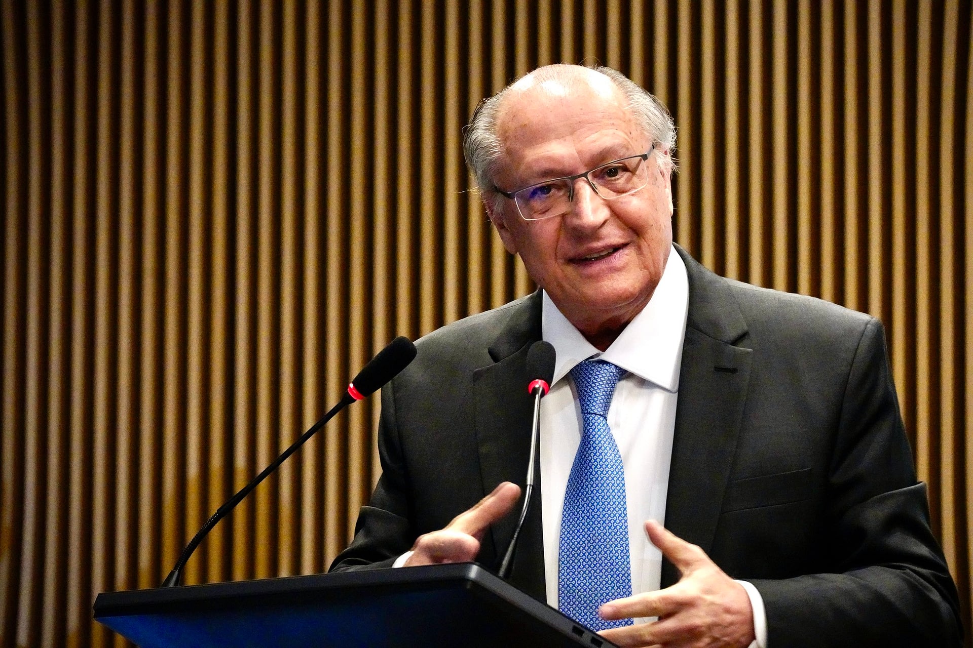 Imagem ilustrativa da notícia: Alckmin promete anúncio do IPI verde para as próximas semanas
