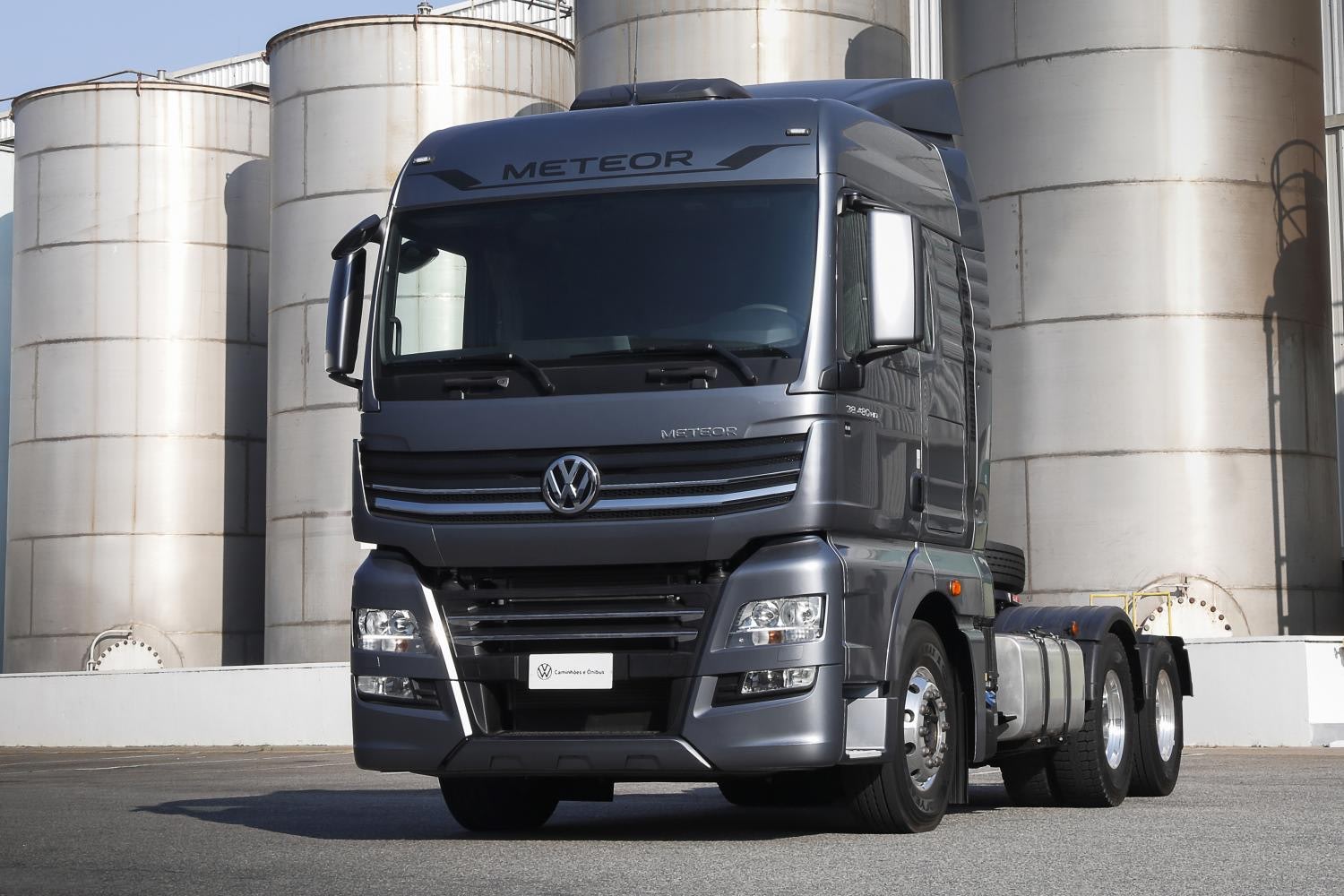 Imagem ilustrativa da notícia: VW Caminhões e Ônibus tem como meta locar 4 mil pesados em 2024