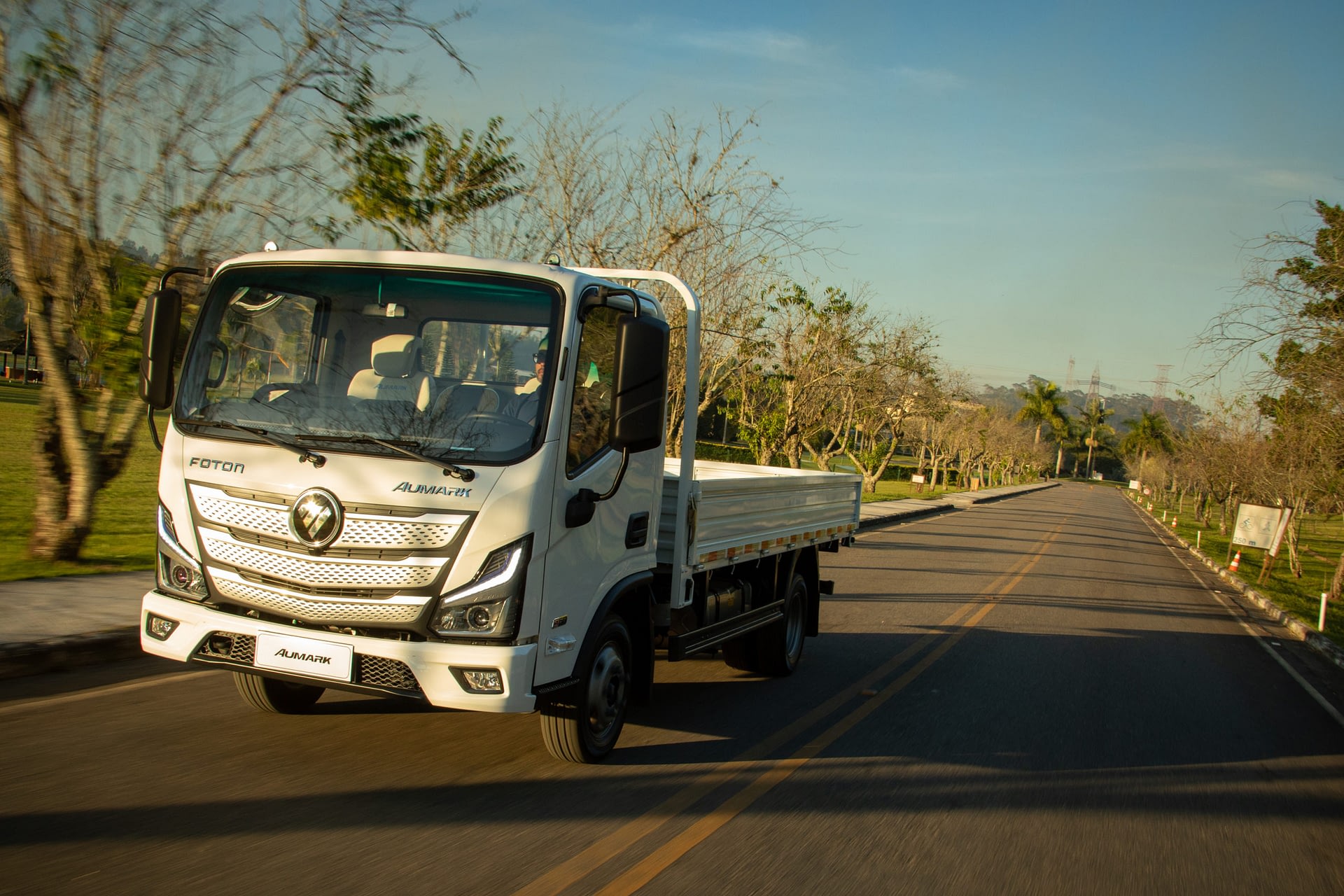 Imagem ilustrativa da notícia: Foton inicia vendas do Aumark 315 S com transmissão automatizada