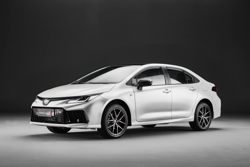 Imagem ilustrativa da notícia: Toyota Corolla ganha nova central multimídia na linha 2025