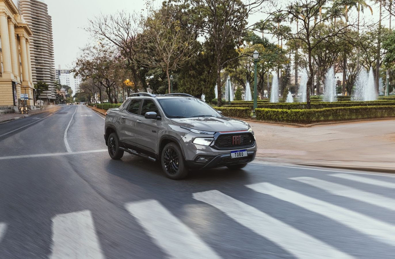 Imagem ilustrativa da notícia: Fiat Toro Ultra ganha motor flex e volta ao portfólio da picape