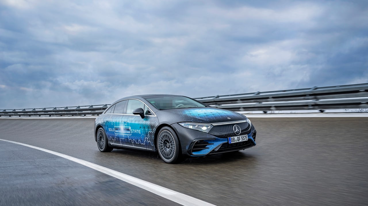 Imagem ilustrativa da notícia: Mercedes-Benz inicia teste com bateria de estado sólido em veículos elétricos
