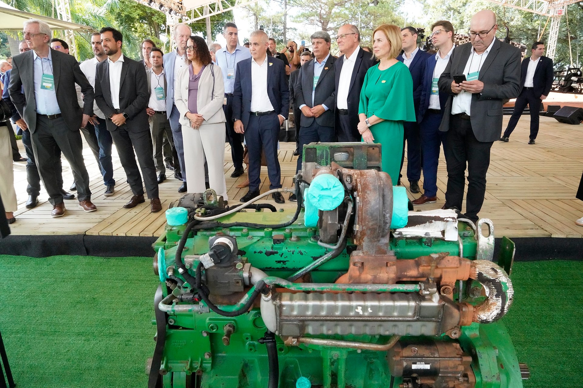 Imagem ilustrativa da notícia: Bosch desenvolve tecnologia para usar diesel e etanol no motor