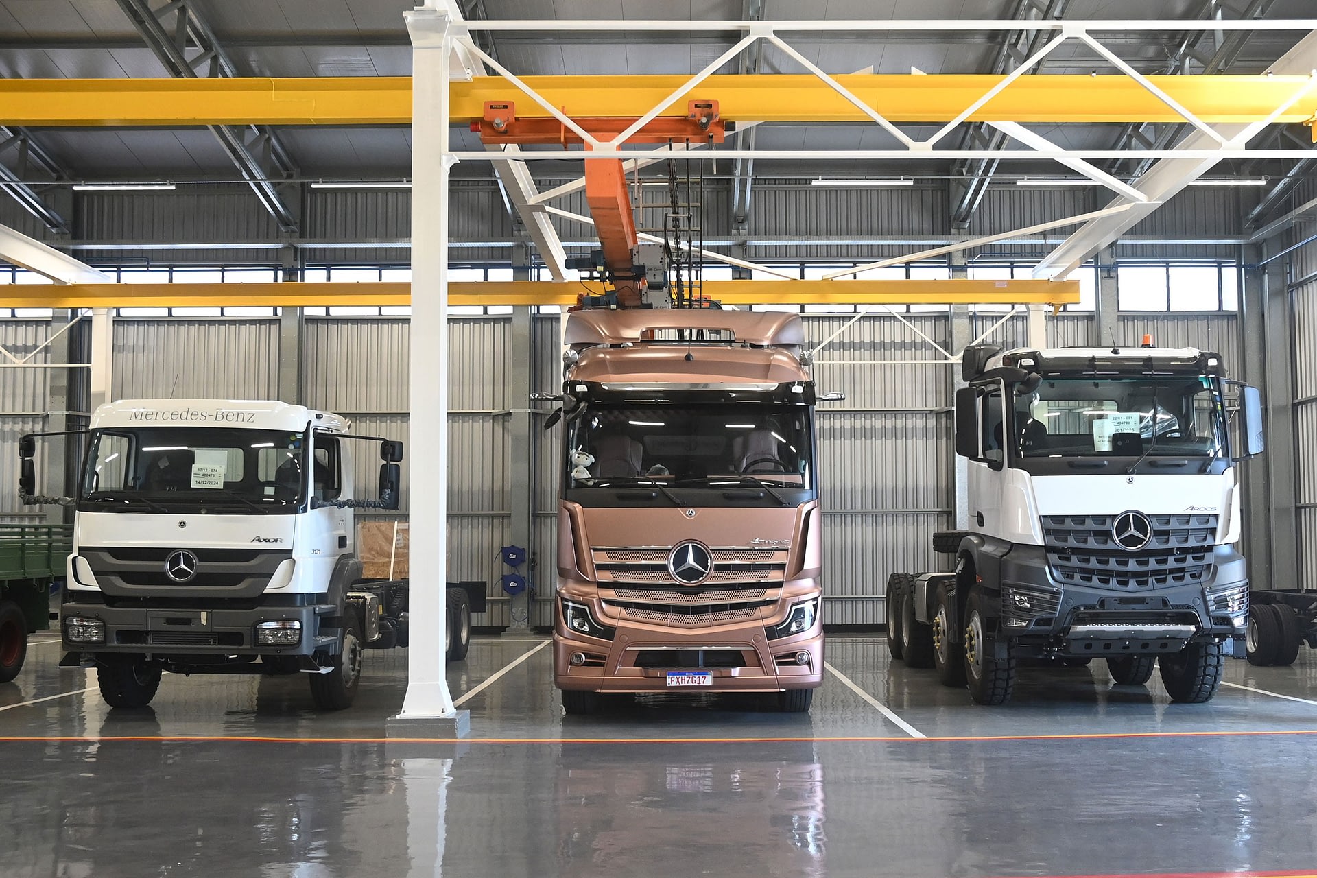 Imagem ilustrativa da notícia: Mercedes-Benz amplia seu centro de customização de pesados