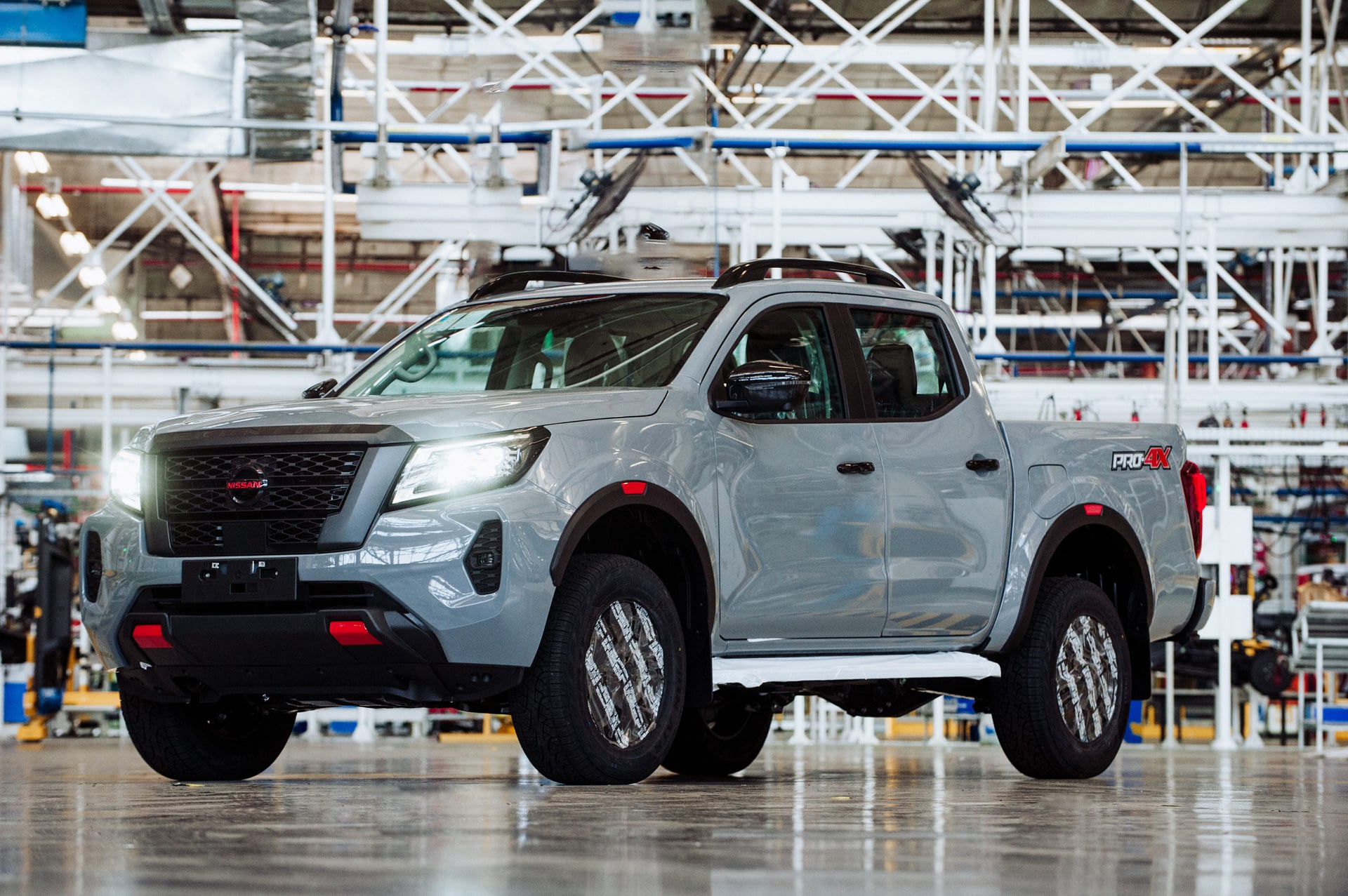 Imagem ilustrativa da notícia: Nissan deixará de produzir Frontier na Argentina