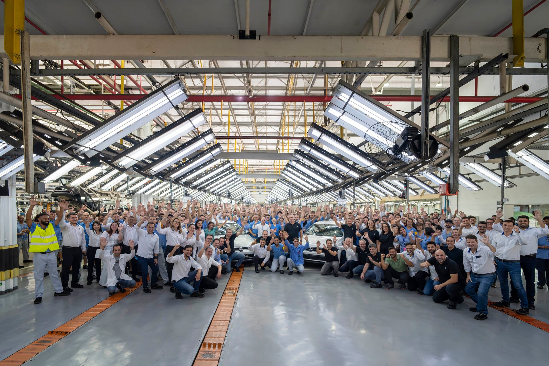 Imagem ilustrativa da notícia: Volkswagen alcança 1 milhão de unidades produzidas do Polo