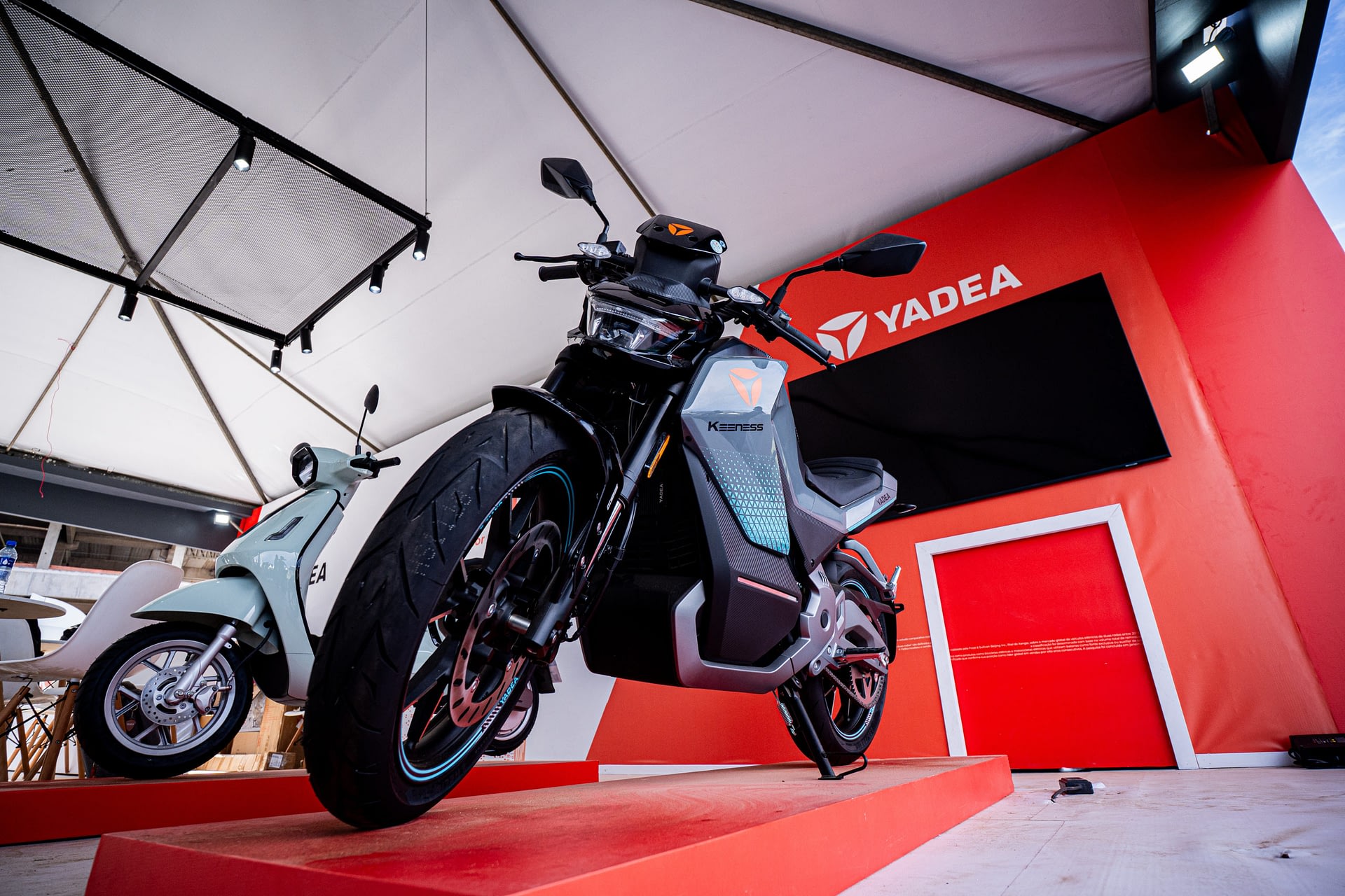 Imagem ilustrativa da notícia: Yadea apresenta duas motocicletas elétricas no Festival Interlagos