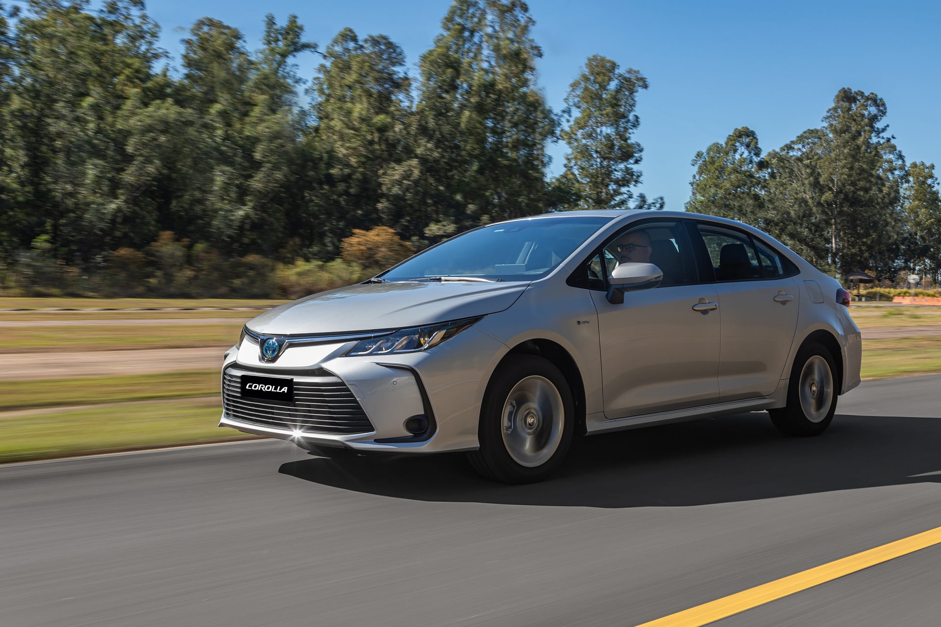 Imagem ilustrativa da notícia: Toyota lança versão do Corolla com taxistas e PcD como alvo