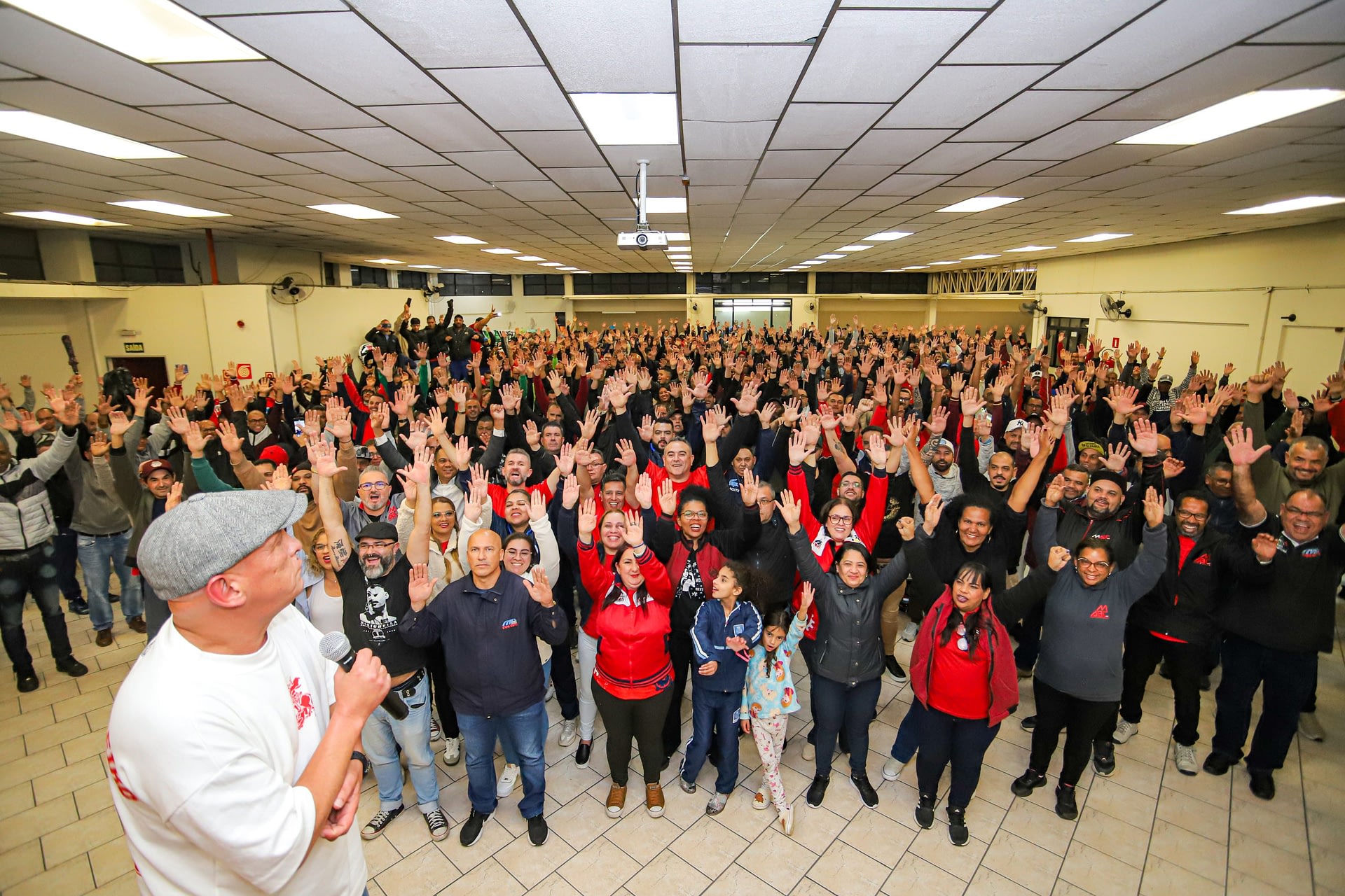 Imagem ilustrativa da notícia: Empresas de autopeças do ABC aprovam reajuste salarial