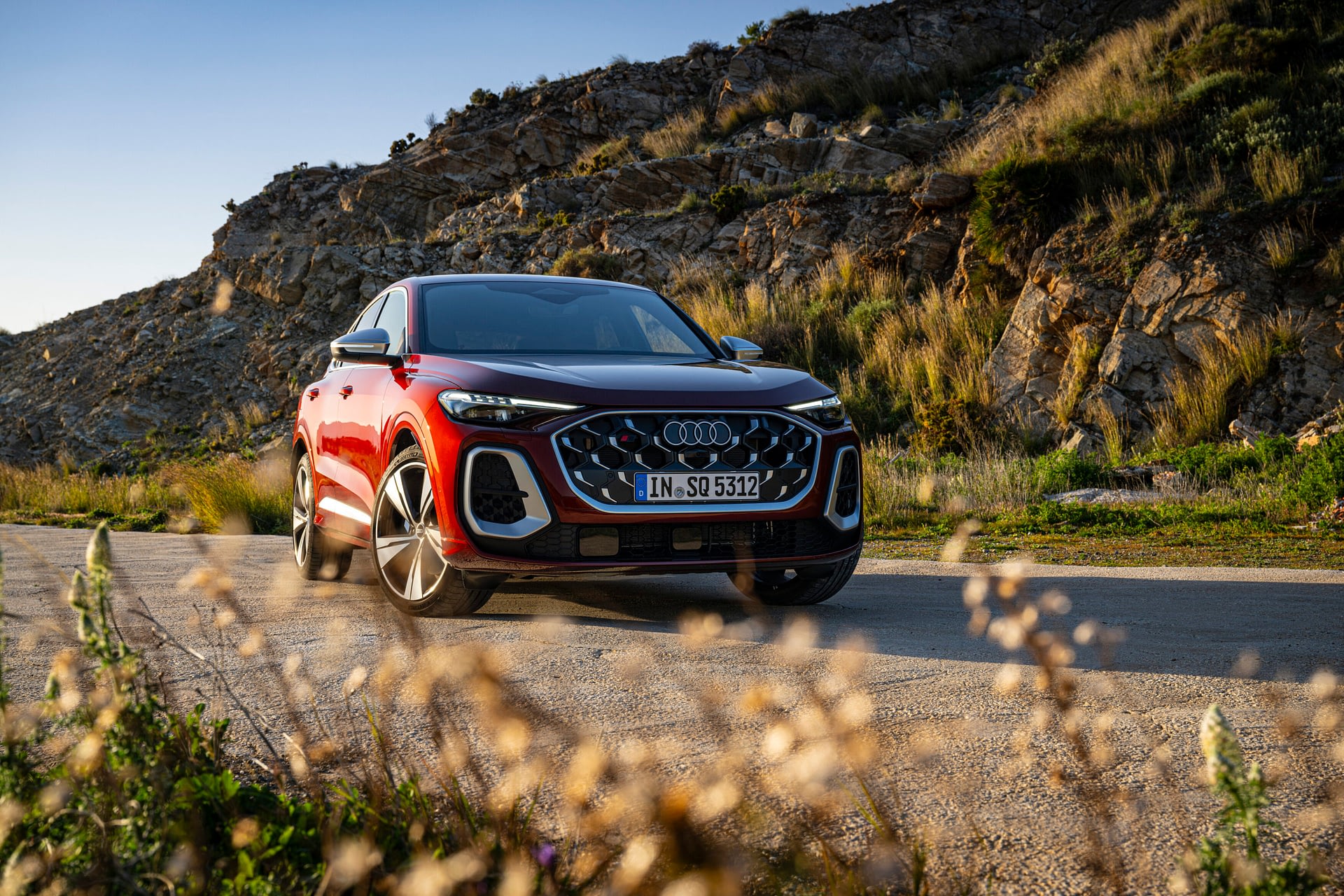 Imagem ilustrativa da notícia: Audi apresenta o SQ5 e SQ5 Sportback, últimos dos treze lançamentos