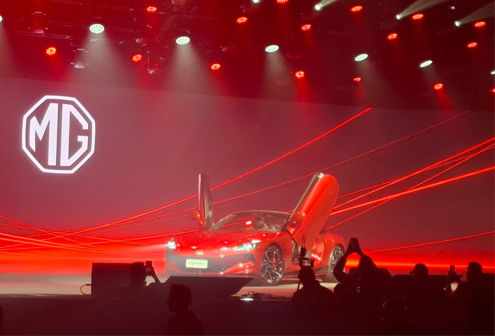 Imagem ilustrativa da notícia: MG Motor apresenta mais três versões de seus modelos