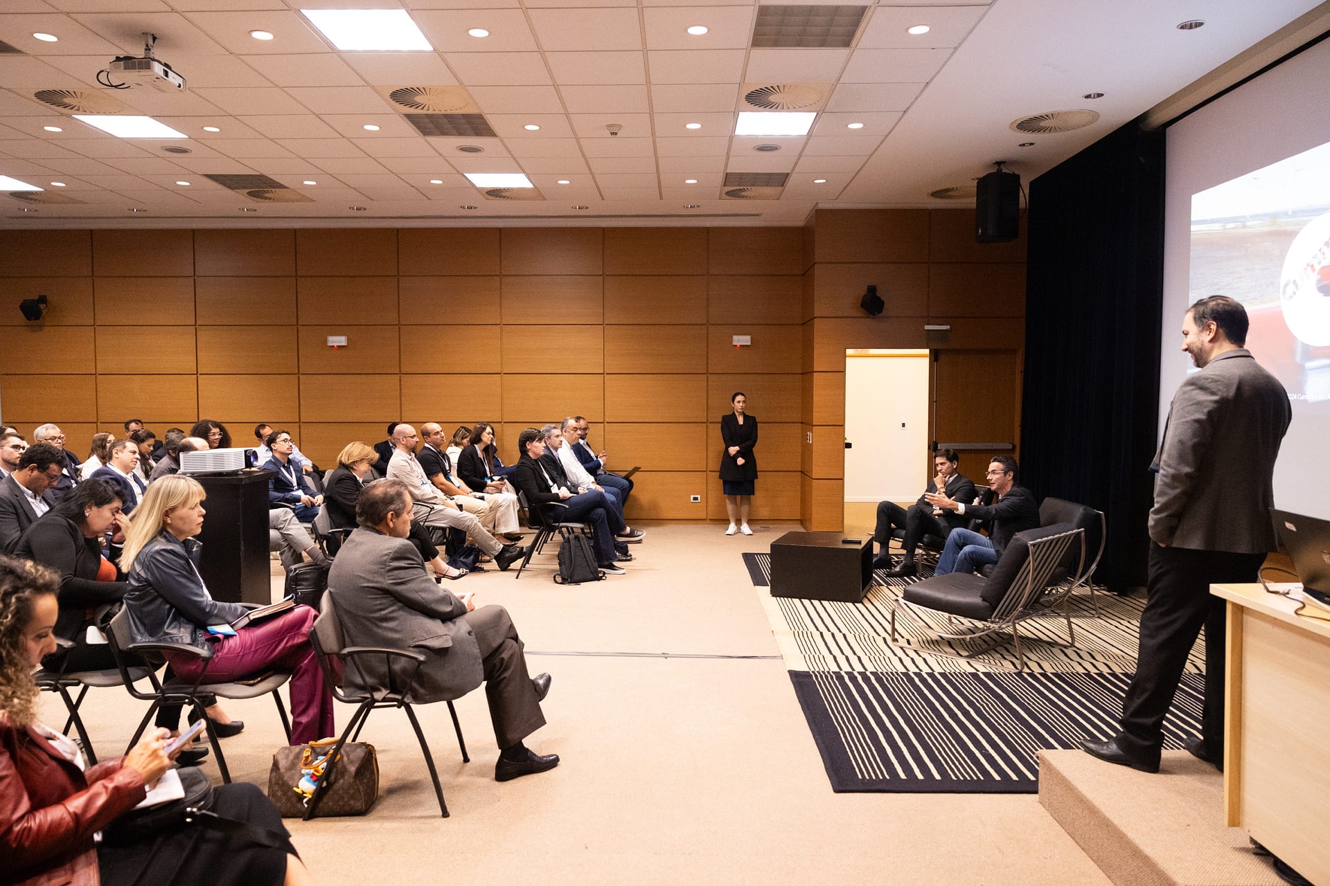 Imagem ilustrativa da notícia: Autopeças pedem igualdade regulatória para competir com empresas asiáticas