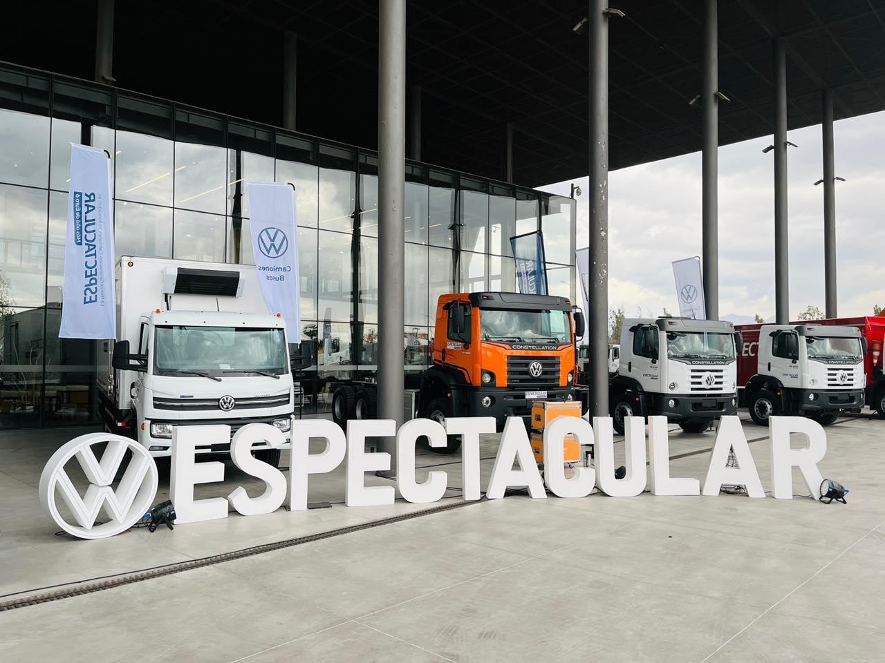 Imagem ilustrativa da notícia: VW Caminhões e Ônibus lança portfólio Euro 6 no Chile