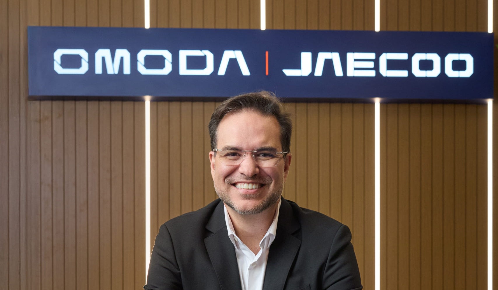 Imagem ilustrativa da notícia: Omoda Jaecoo contrata Roger Corassa para vice-presidente