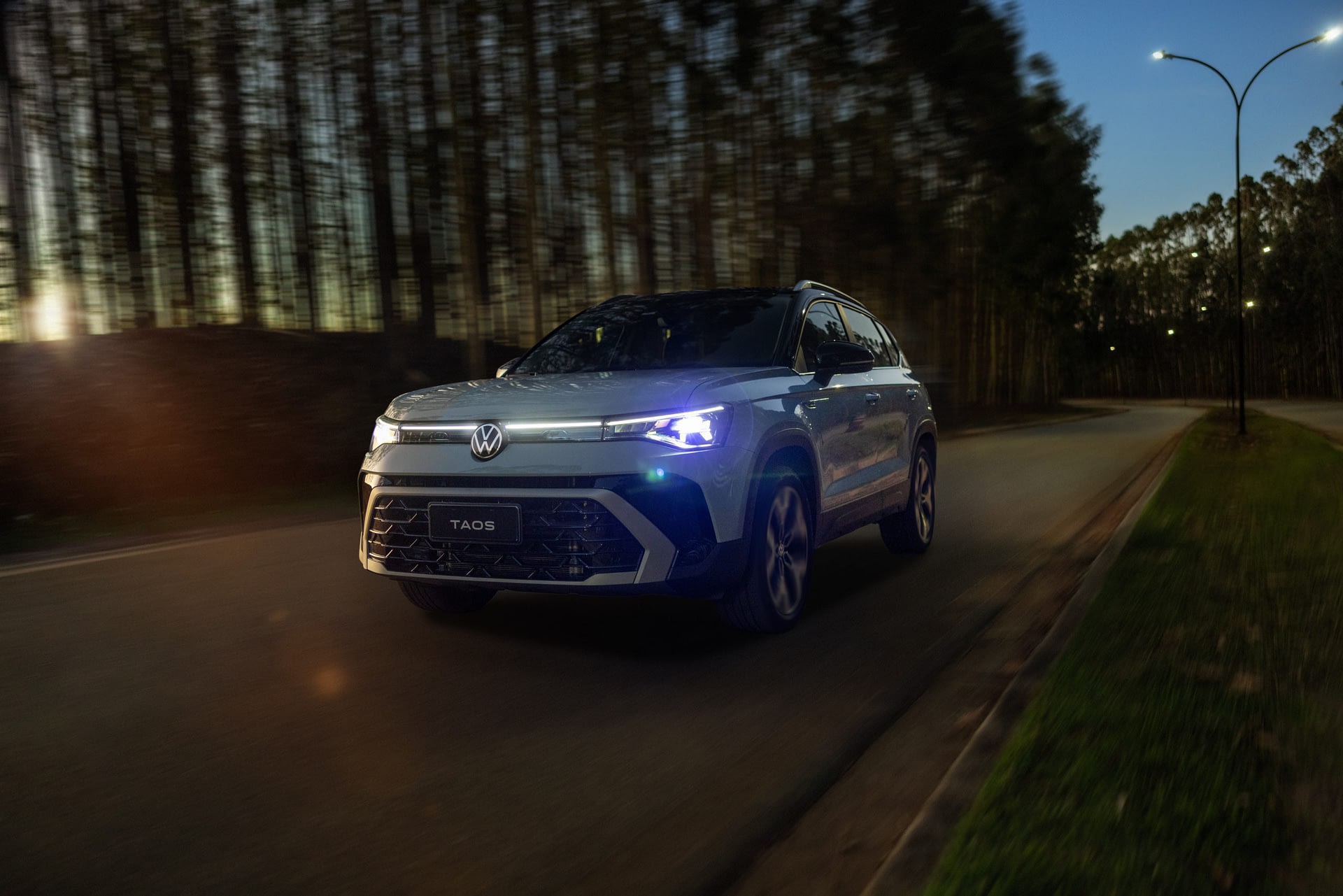 Imagem ilustrativa da notícia: Volkswagen Taos mexicano chega no fim do mês por R$ 200 mil