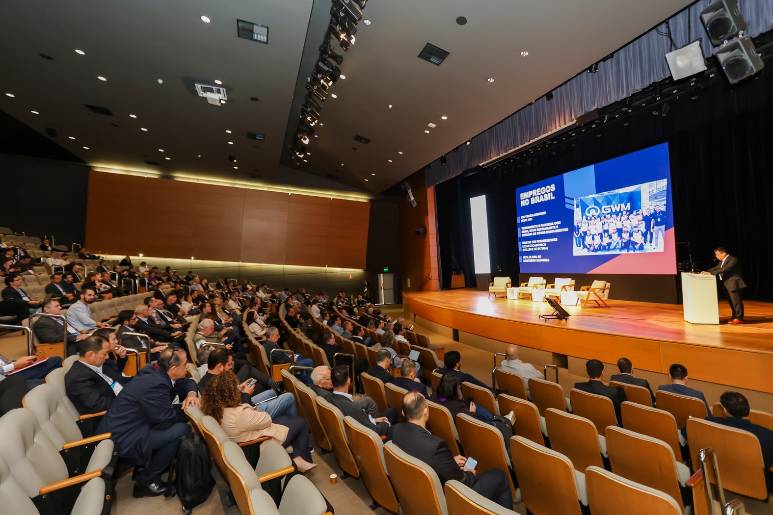 Programação do Congresso AutoData Megatendências está definida