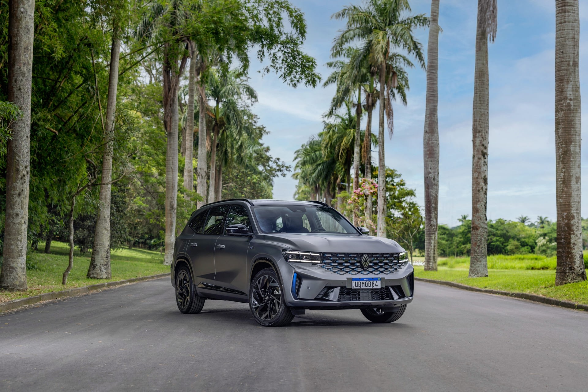 Imagem ilustrativa da notícia: Koleos, o Renault híbrido com espírito chinês e alma coreana