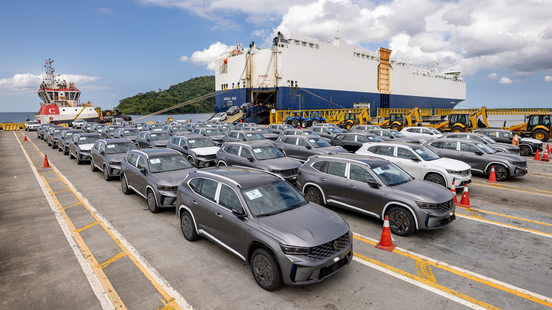Imagem ilustrativa da notícia: Primeiro lote do Renault Koleos híbrido chega ao Brasil