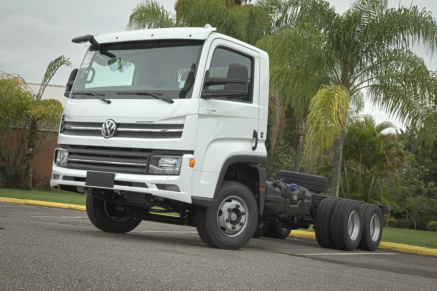 Imagem ilustrativa da notícia: VW Caminhões e Ônibus lança Delivery 14.180 para operações urbanas mais pesadas