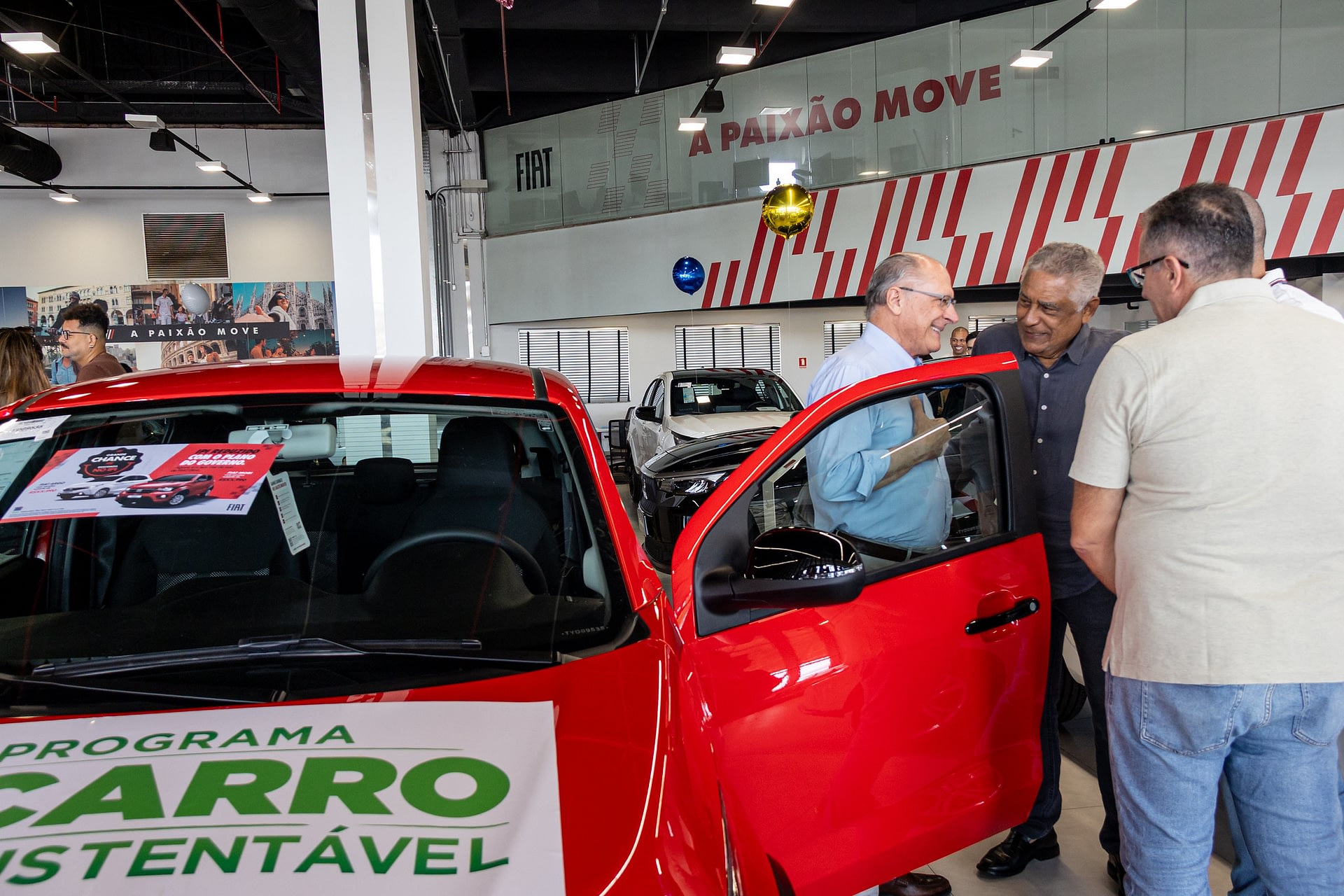 Imagem ilustrativa da notícia: Promoções e Carro Sustentável impulsionam mercado de leves